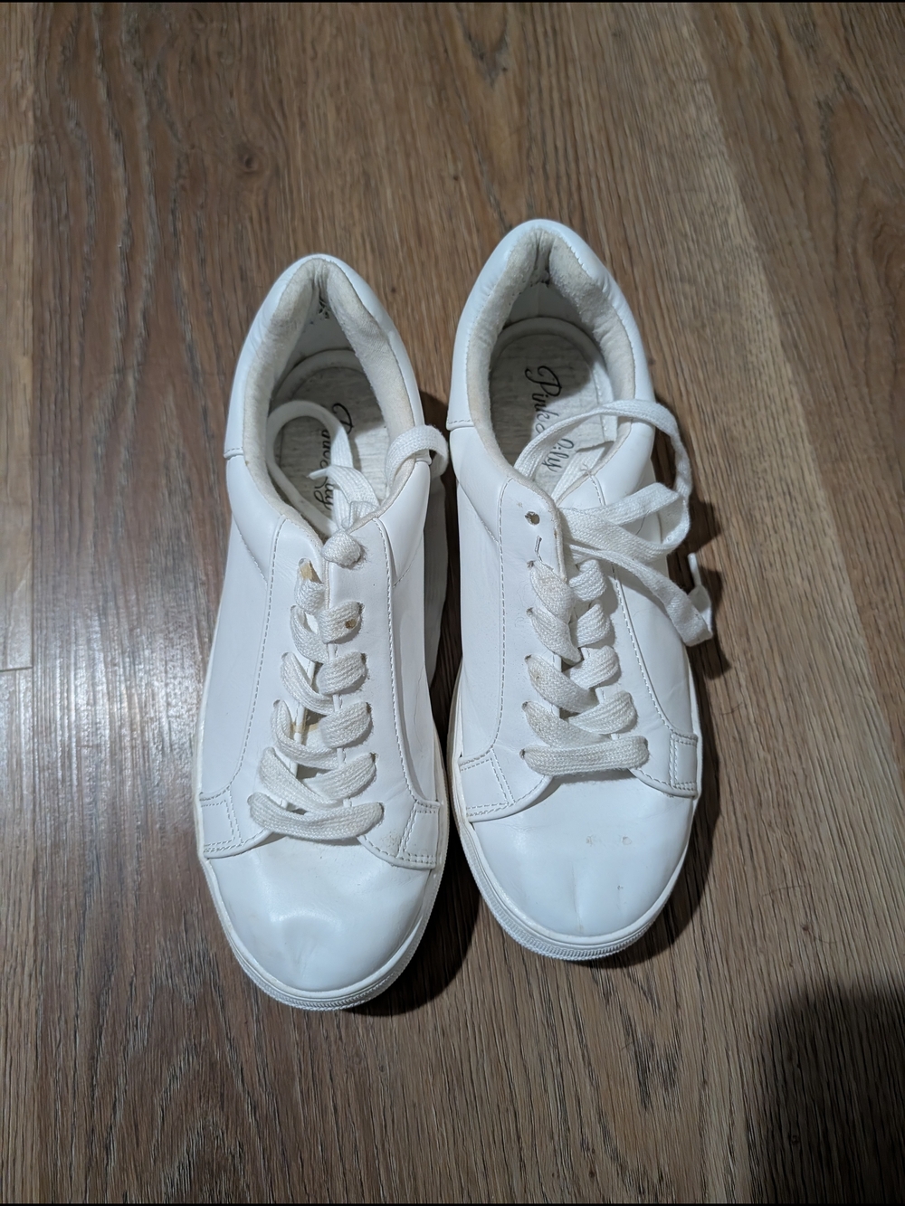 White Women's Casual Lace-Up Sneakers